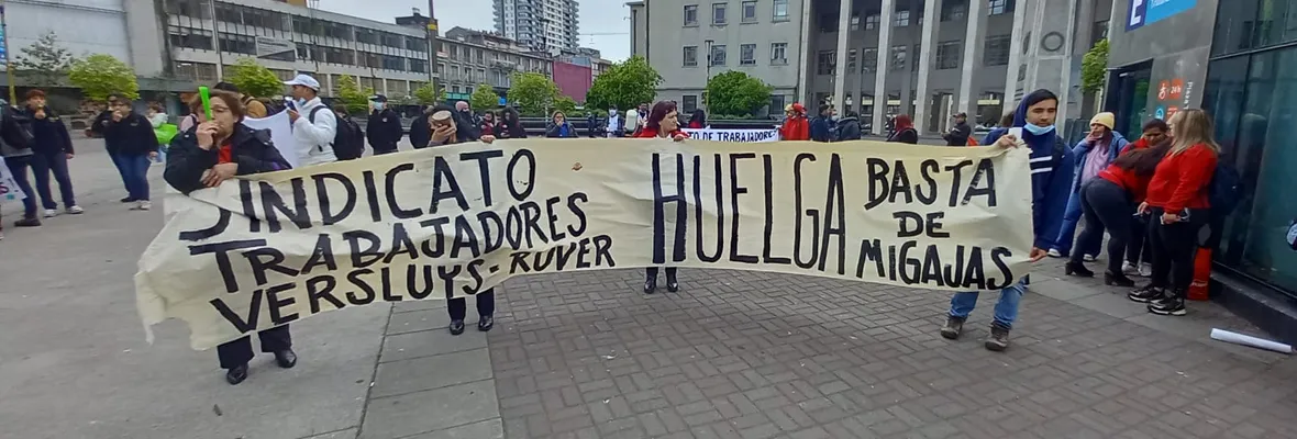 Trabajadoras/es de Versluys San Martín inician huelga exigiendo salarios justos