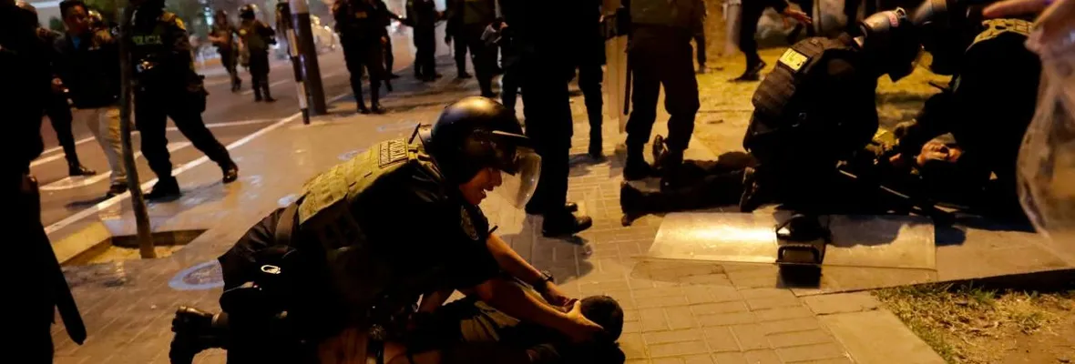 Perú: Se eleva a 21 las víctimas fatales de la represión en manifestaciones tras masacre de militares en Ayacucho