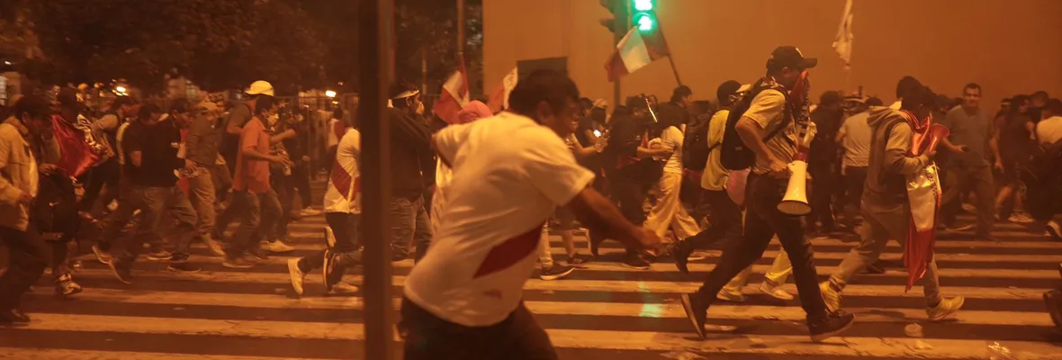 Dos jóvenes fueron asesinados en medio de las protestas en Perú que exigen disolución del Congreso, nuevas elecciones y nueva constitución