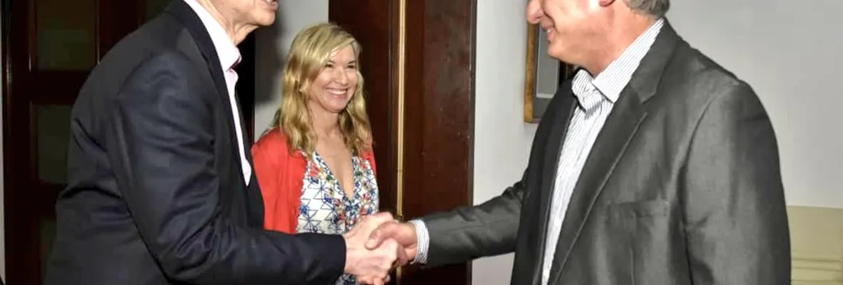 Presidente Díaz-Canel recibió a senador estadounidense que presentó moción para poner fin a bloqueo contra pueblo cubano