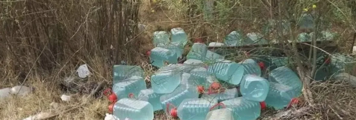 Bidones encontrados en Coronel contenían alcohol gel