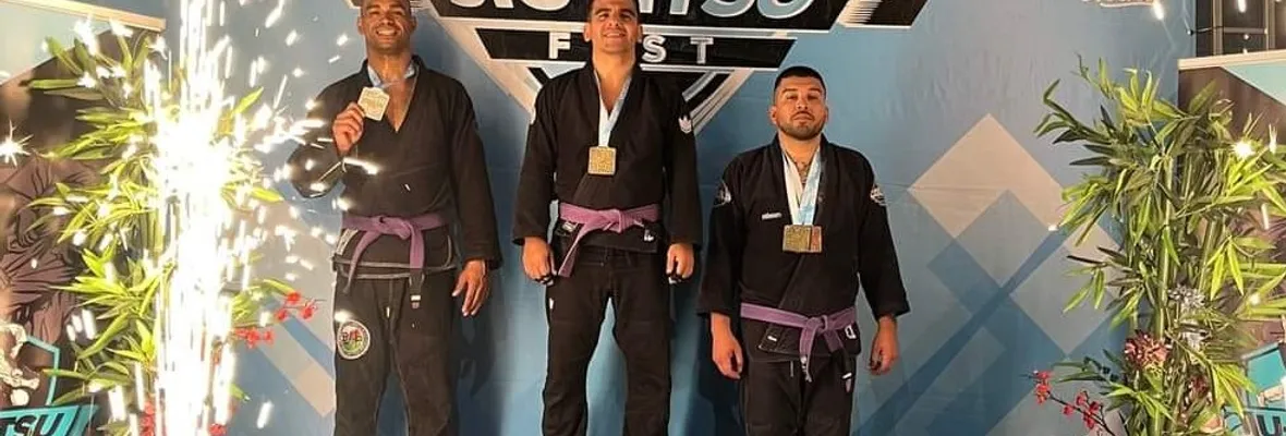 Exponente penquista de Jiu Jitsu tras obtener medallas de oro en certamen nacional: "Todos nuestros logros son autogestionados"
