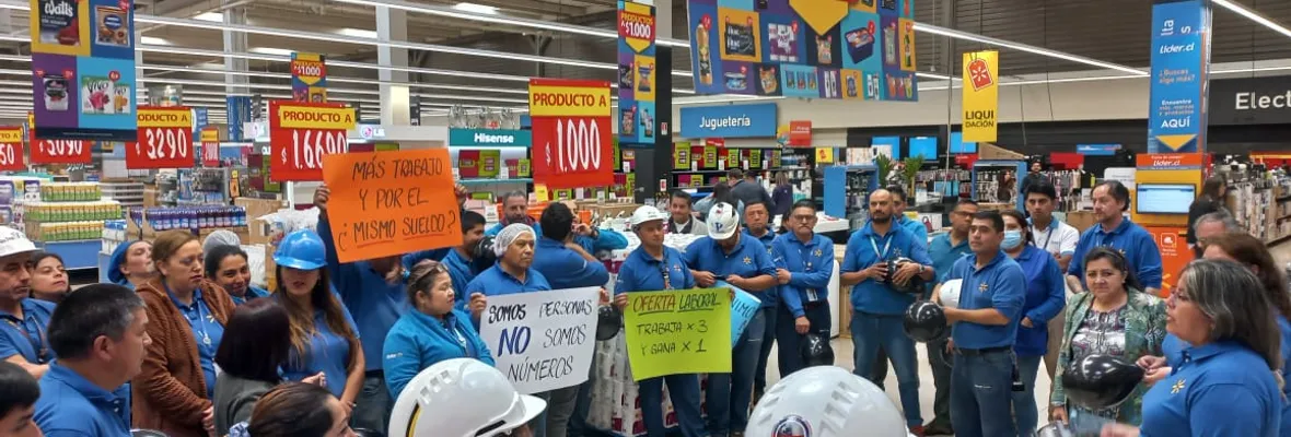 Sindicato Líder denuncia que Walmart Chile recibió más de $3 mil millones del Estado, mientras despedía a 9 mil trabajadores/as