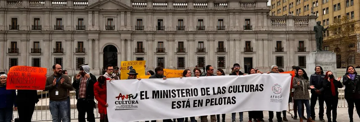 Paro Nacional de trabajadoras/es del Ministerio de las Culturas: "más orgánica, menos asesores"