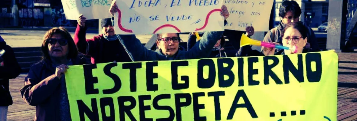Dirigenta de población Aurora de Chile acusa desastre vial y escombros en las calles por obras del Puente Chacabuco: "Estamos cansados de como vivimos"