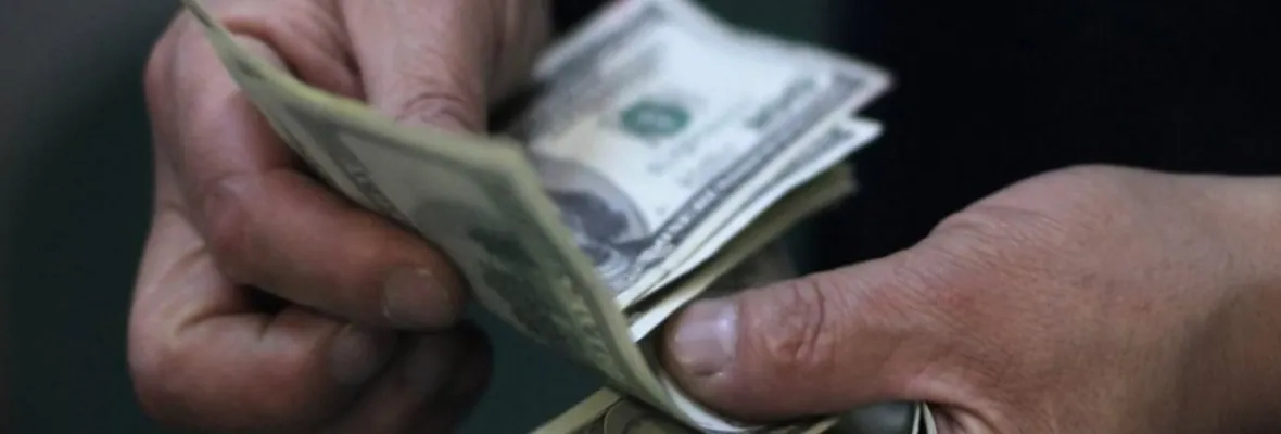 El reinado del dólar comienza a erosionarse