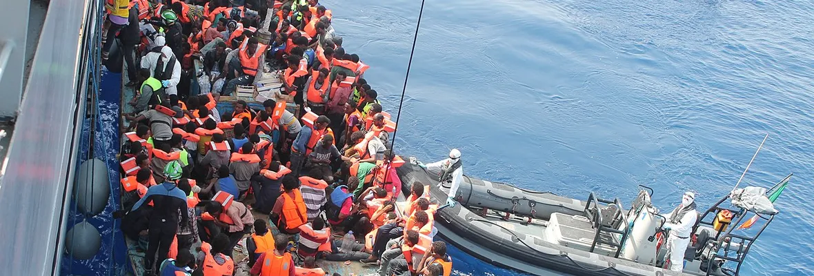 Nueva tragedia en el Mediterráneo: Cerca de 80 muertos en naufragio de inmigrantes