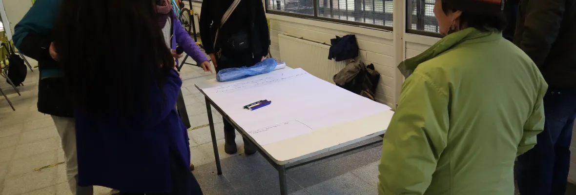 Organizaciones sociales trabajaron en soluciones colectivas ante incendios forestales en encuentro en Tomé