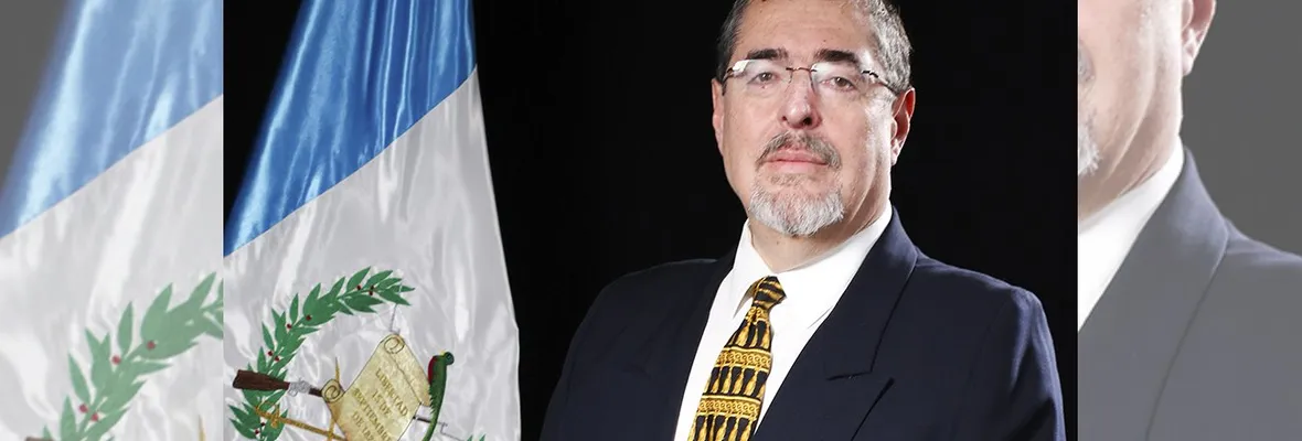 Aplastante victoria progresista: Bernardo Arévalo es el presidente electo de Guatemala