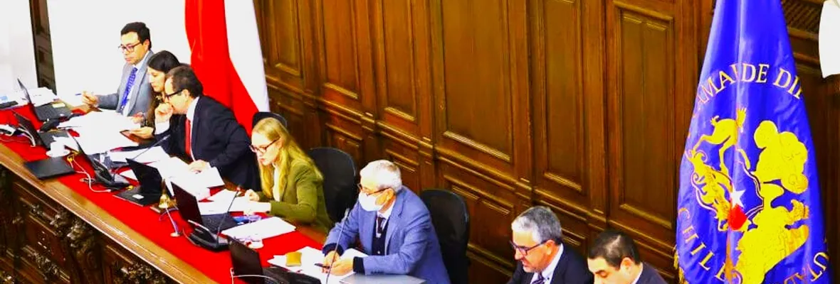 Consejo Constitucional aprobó norma que haría retroceder a Chile en materia de derechos sexuales y reproductivos de las mujeres