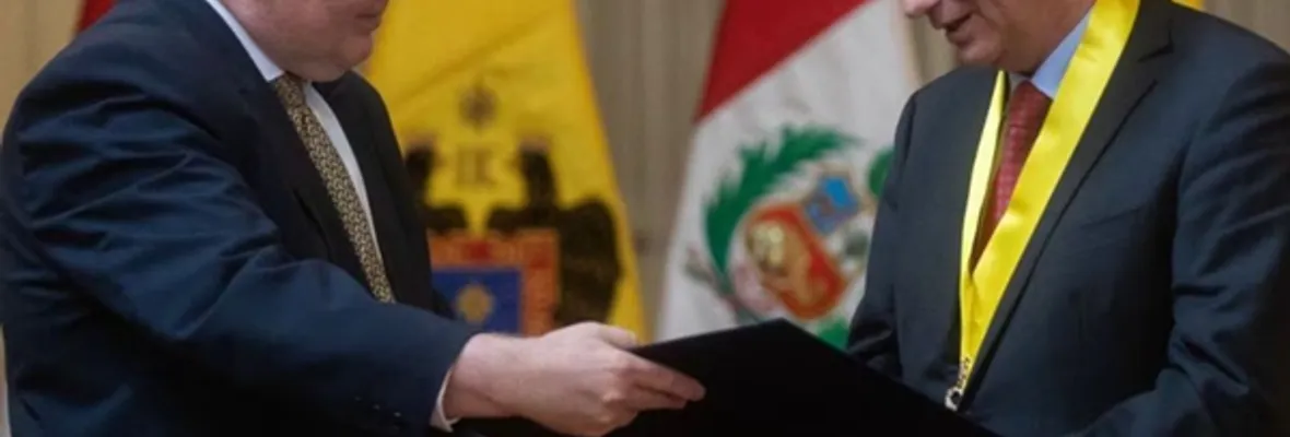 Kast visitó la dictadura peruana para promover su propuesta constitucional