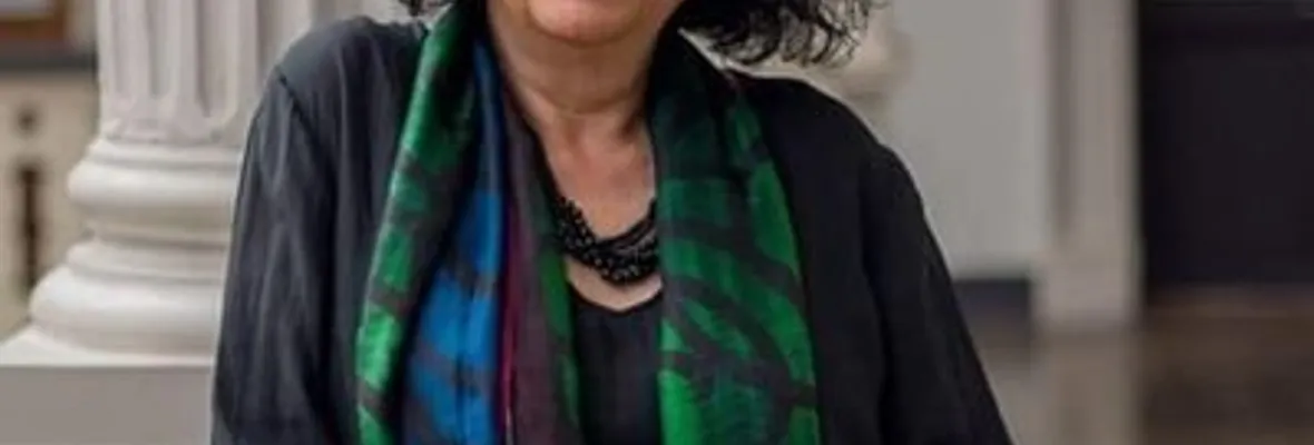 Faride Zerán, cobertura del conflicto en Gaza y formación periodística: "Si no sabe de historia, de filosofía y no tiene formación ética, se vuelve en un relacionador público del poder"