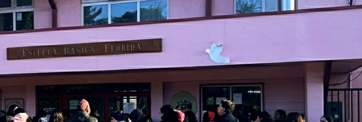 Estudiantes de Florida paralizan y se toman un establecimiento demandando el incumplimiento de compromisos por parte del SLEP Andalién Sur