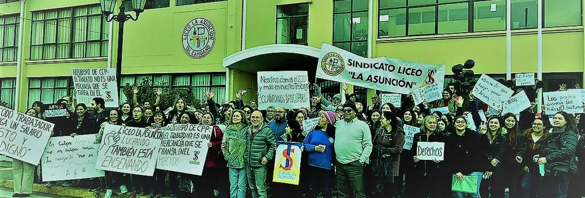 Despiden masivamente a trabajadores de colegio La Asunción de Talcahuano: Sindicato acusa represalias luego de efectuar una huelga a mediados de año