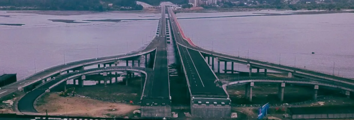Constructora que se adjudicó trato directo para terminar Puente Bicentenario está salpicada por financiamiento ilegal de partidos en España