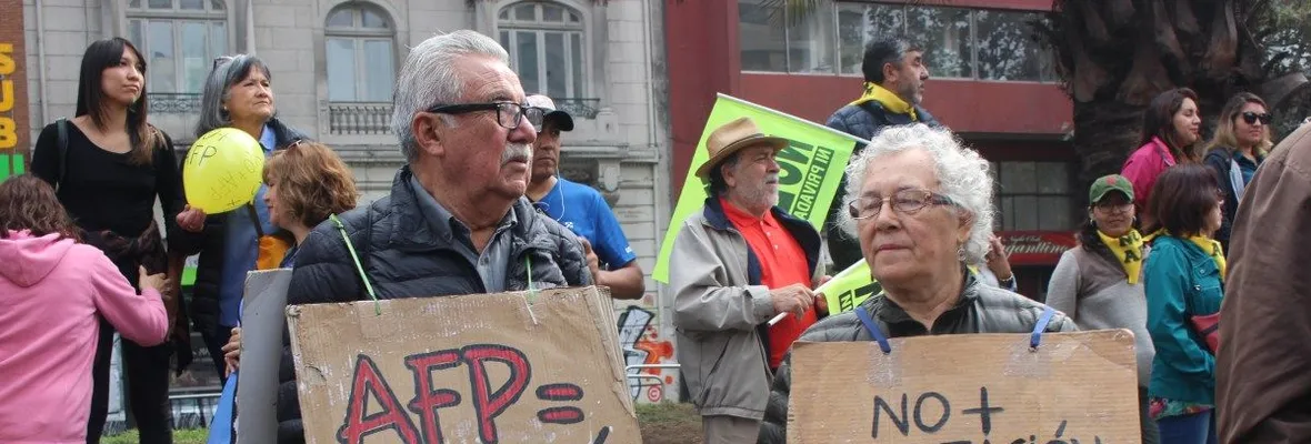 La democracia, una práctica política venida a menos