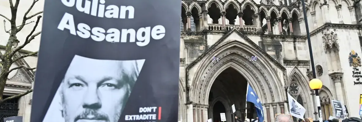 En el caso Assange están en juego las libertades básicas de la prensa