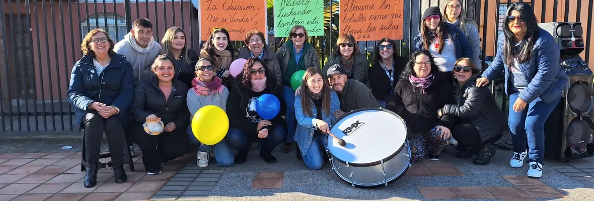 Nueve días en Huelga: Trabajadores del colegio Parque Central de Hualpén exigen reajuste salarial y bonificación de retiro