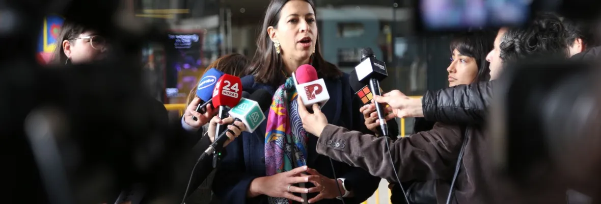La gran mayoría desea cambios, pero los políticos los obstruyen: Las conclusiones del informe del PNUD sobre la sociedad chilena