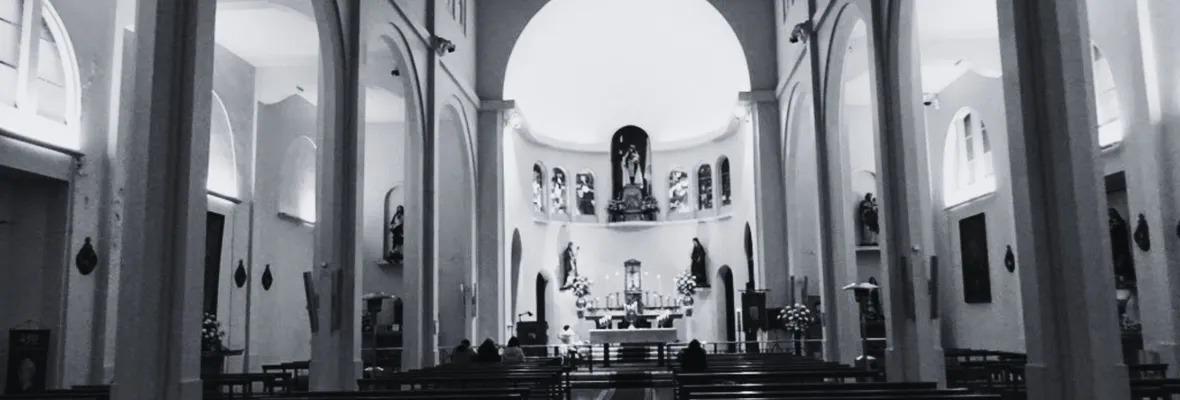 Iglesia Católica lleva a tribunales a familias que instalaron campamento provisorio en medio de la crisis habitacional
