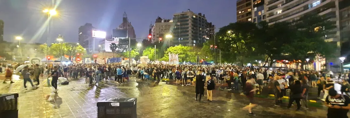 Córdoba: Multitudinaria marcha estudiantil en defensa de la Educación Pública