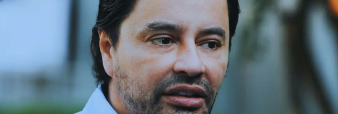 La Florida: Justicia ordena a municipio de Rodolfo Carter a indemnizar a peatón por caída en vereda en mal estado
