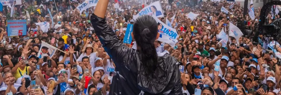 Revés electoral en Ecuador: Luisa González supera expectativas y empata técnicamente con Noboa, forzando una segunda vuelta histórica