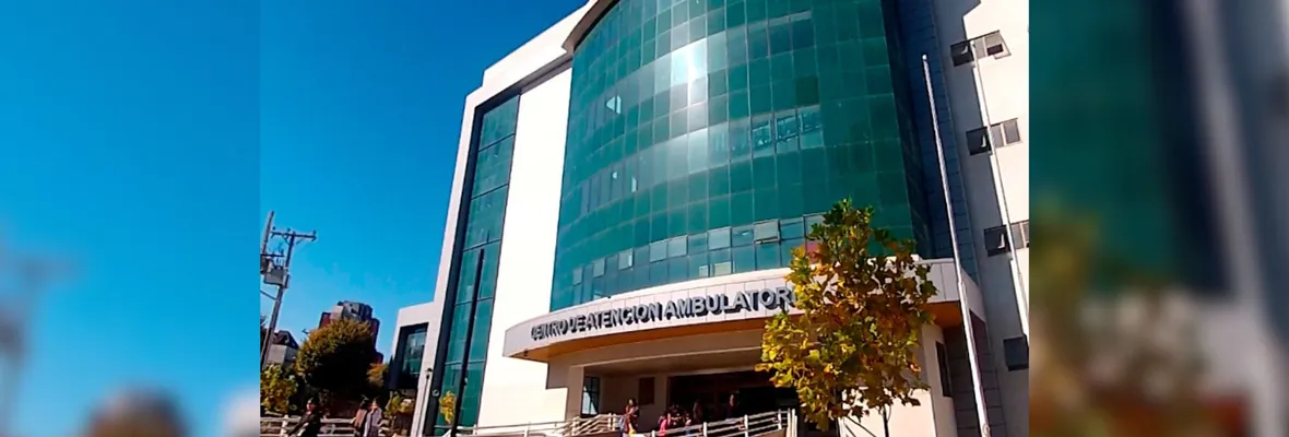 Médicos dejaron de atender en el Hospital Regional de Concepción para hacer clases en la UdeC sin justificar ausencias ni sufrir descuentos de sueldo
