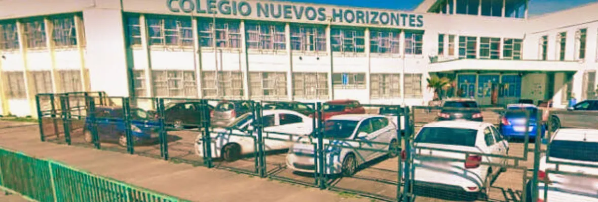 Quieren poner detectores de metales y ni siquiera han arreglado el techo del gimnasio lleno de caca de paloma