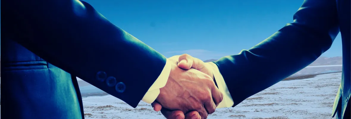 Gobierno y empresas se unen para no transparentar intereses de privados en la explotación de litio de Chile