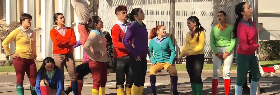 Escénica en Movimiento reestrena icónica obra “Happyland” con nuevo elenco local