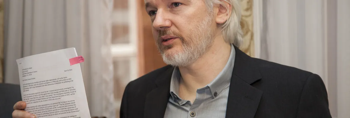 Julian Assange presentó denuncia penal en Suecia por utilizar premio nobel de la paz como instrumento de guerra tras otorgamiento a Machado