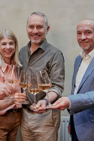 La trastienda del éxito de Concha y Toro: producir y exportar barato a cuenta de viñateros y del Estado
