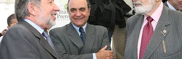 Dejando un nefasto legado fallece Agustín Edwards, dueño de El Mercurio
