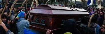 ¿Homicidio? Abogados de familiares de comuneros mapuche asesinados cuestionan tesis de legítima defensa de latifundista