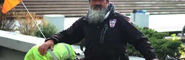 Pescador Caminante en su paso por el Biobío «La DC me puso 20 millones para que me quedara callado»