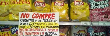 «No compre productos de esta fábrica» el mensaje de apoyo de sindicato de supermercado en Temuco con trabajadores argentinos