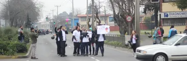 Trabajadores profesionales de Teletón ponen fin a su huelga tras 8 días de movilización