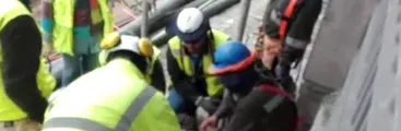 Trabajador de obras de cárcel El Manzano sufre grave accidente laboral