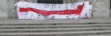 Chile tiene Sida: Performance de una epidemia sin reposo