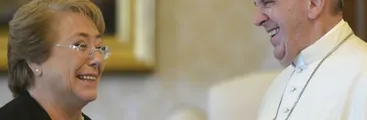 El Papa visita un Estado laico