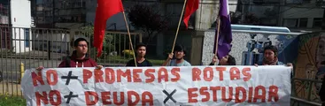 Estudiantes se manifiestan en Concepción contra el Crédito con Aval del Estado