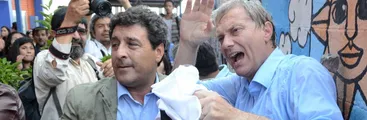 Nuevamente repelido: Funan presentación de JA Kast y es agredido en la UNAP de Iquique