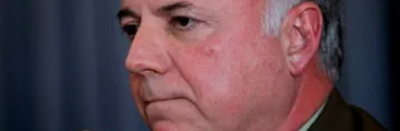 Pacogate: Decretan arresto domiciliario nocturno y arraigo nacional para ex general director Eduardo Gordon