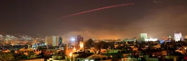 EE.UU. Francia y Reino Unido atacan distintos objetivos en Siria: defensa antimisiles ruso-siria responde