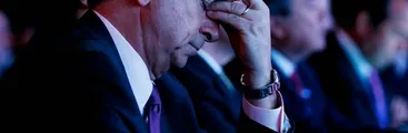 Juzgado de Santiago declara admisible querella contra Ministro Larraín por malversación de caudales públicos.