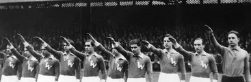 Cuando la pelota se mancha: Historias negras en los mundiales de fútbol