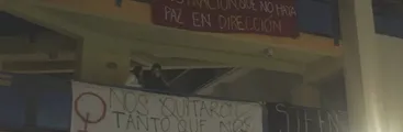 Secundarios se toman liceo católico denunciando casos de abuso sexual
