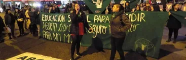 Declaración de estudiante feminista apuñalada en marcha por el aborto libre