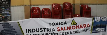 Realizan foro conversatorio sobre arremetida de proyectos salmoneros en el Biobío